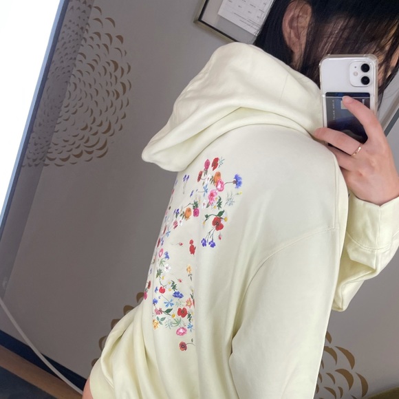 Off-White Limited Edition Cream Floral Hoodie - Picture 2 of 3
